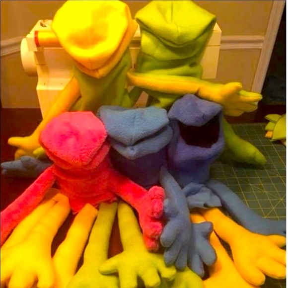 “Build a Puppet Kit” - Picture 1 of 2